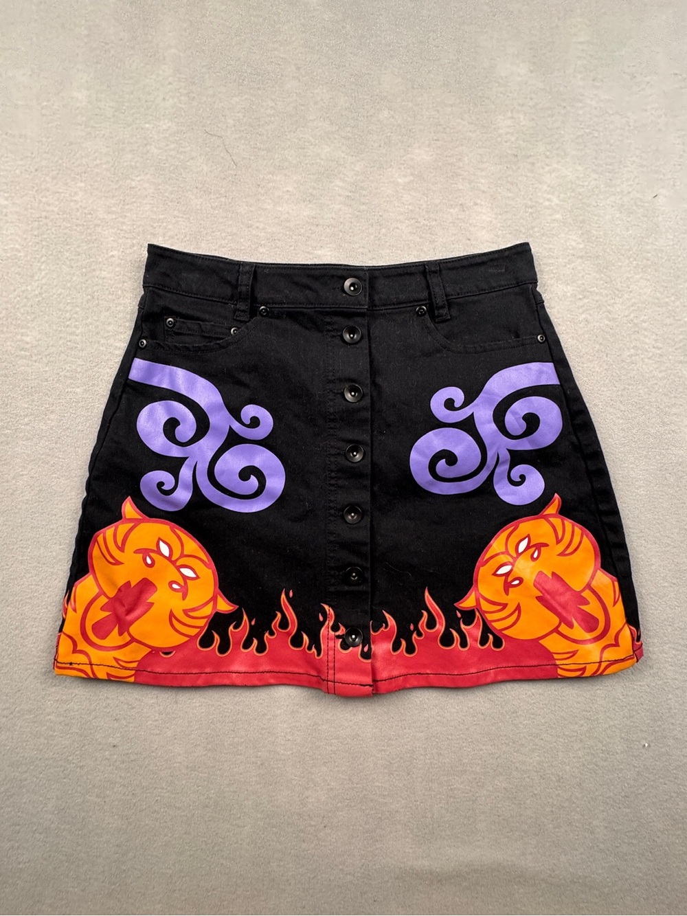 Disney Her Universe Sz Small Aladdin Magic Carpet Black Denim Button Mini Skirt